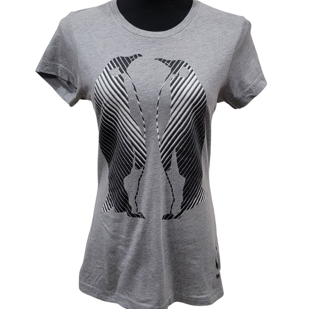 Chaser Women Large WWF Penguin Graphic Tshirt Sustainable Nature Wildlife 90s